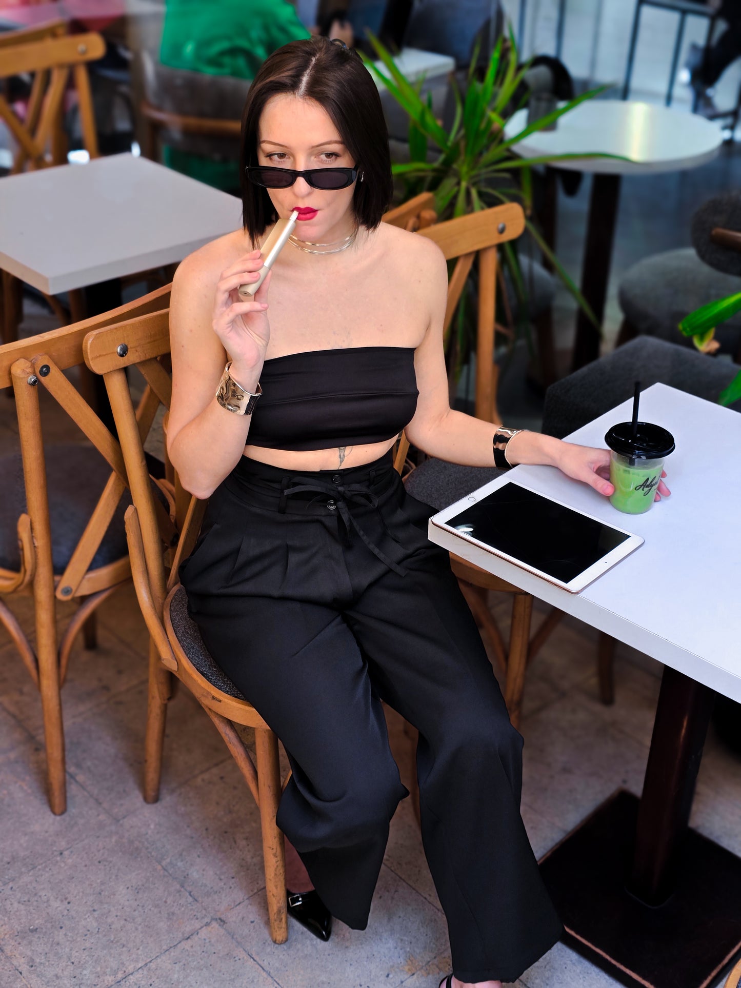 Sagloria Rosalyn Flow Pants – Black Elegance